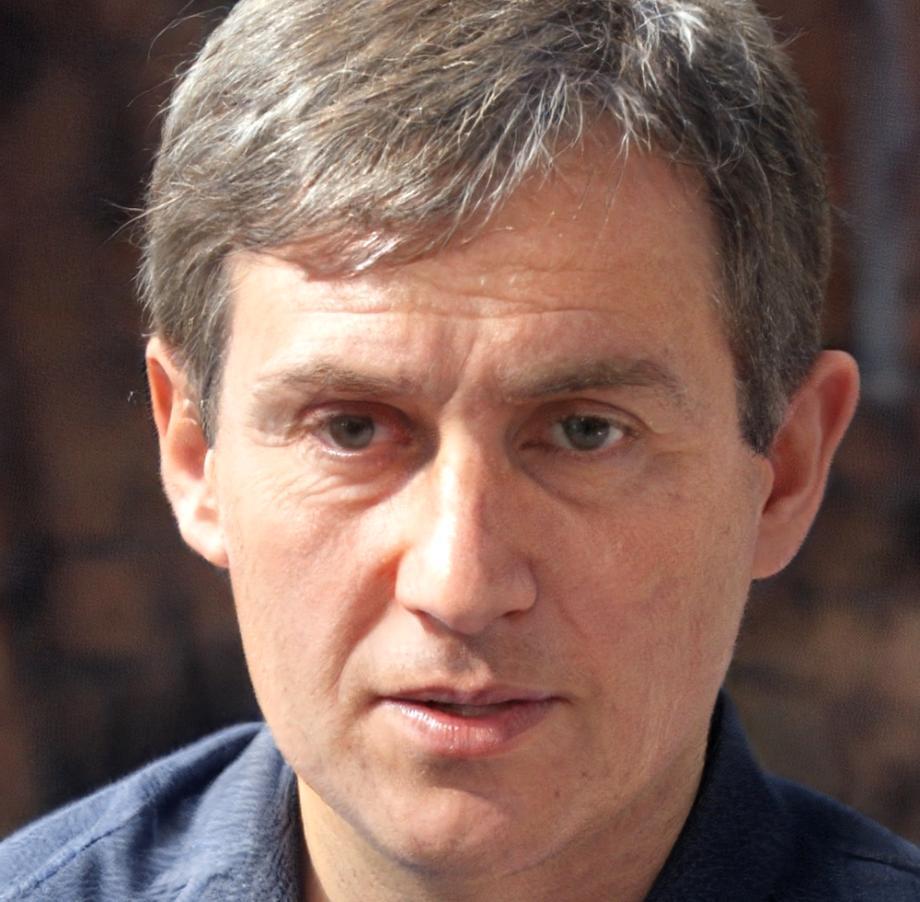 Portret Mircea Pană analist bugetar